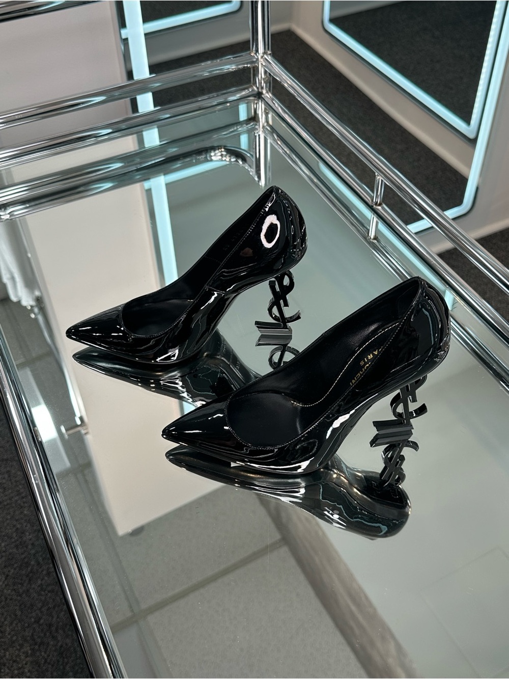 Saint Laurent Pumps - Picture 10 of 10